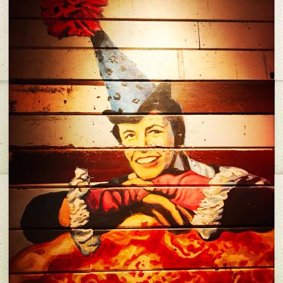 Meet your Posher, Joy - Picture 1 of 1